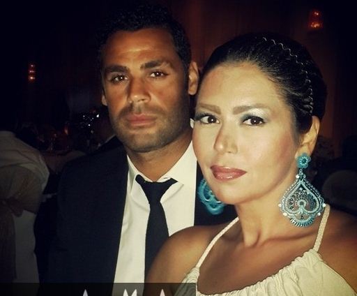 صور لم تشاهدها من قبل للفنانه لقاء الخميسي وزوجها لاعب الكرة الشهير عبدالمنصف 11 Captfure