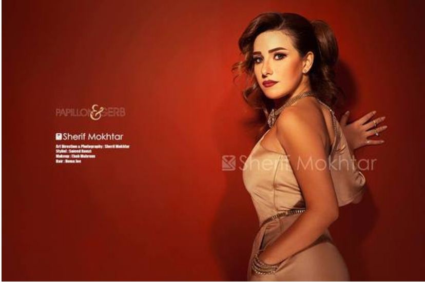 اطلالة مميزة وانوثة طاغية للفنانة شيرى عادل 4 Capture