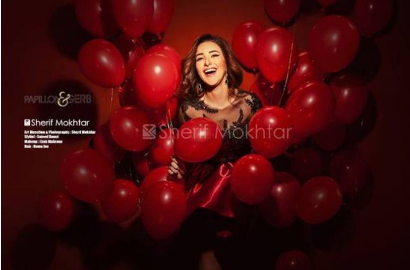 اطلالة مميزة وانوثة طاغية للفنانة شيرى عادل 5 Capturfdfde