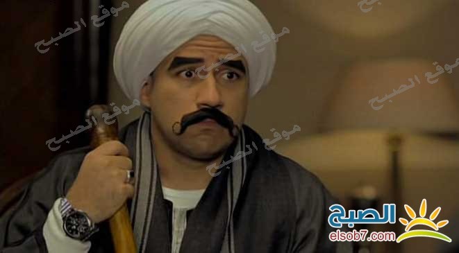 شاهد بالصور بودى جارد أحمد مكى يثير زعر الكثيرون بضخامته فى أفتتاح فيلمه الجديد