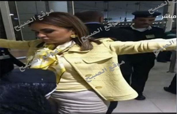 شاهد بالفيديو تفتيش ذاتى وخلع احذية أربع وزراء بمطار شرم الشيخ الدولى