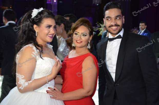 الزند بعد اقالتة بساعات في زفاف نجلة سعيد عبد الحميد