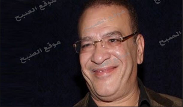 بالصور الفنان صلاح عبدالله داخل المستشفى لتلقى لعلاج بعد تعرضة لازمه قلبية حاده داخل المسجد تعرف على التفاصيل