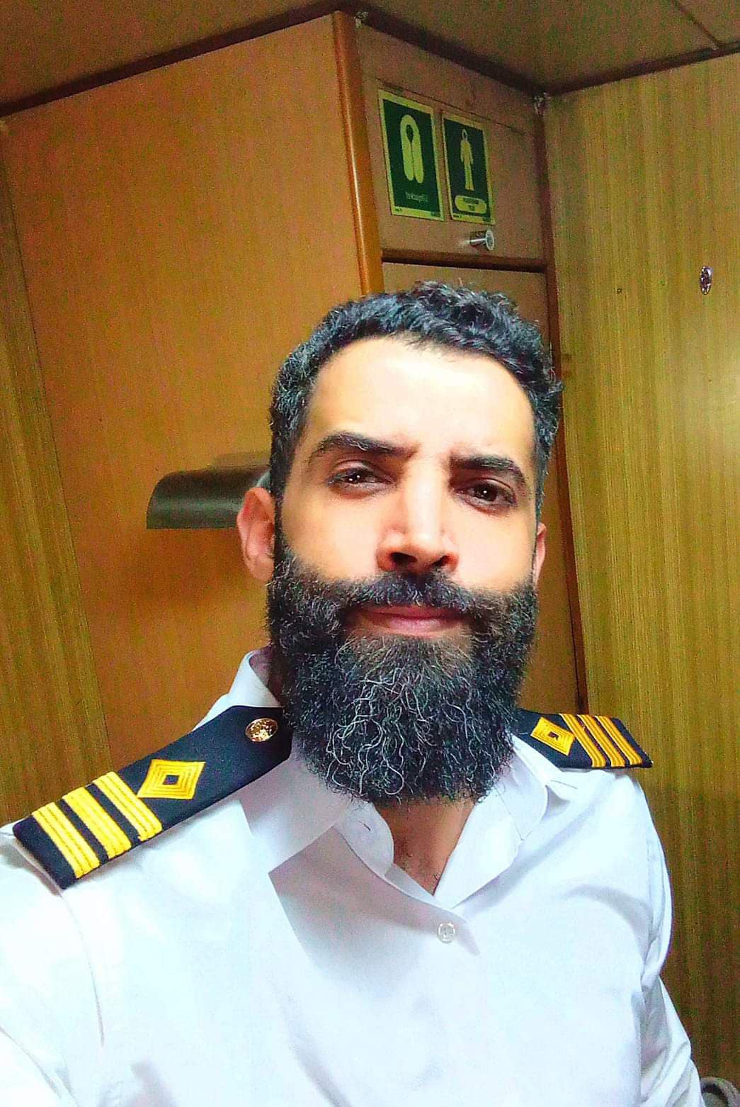 عماد أمهز.. كواليس صفقة تبادل الأسرى بين إسرائيل وحزب الله العراقي 3 عماد امهز