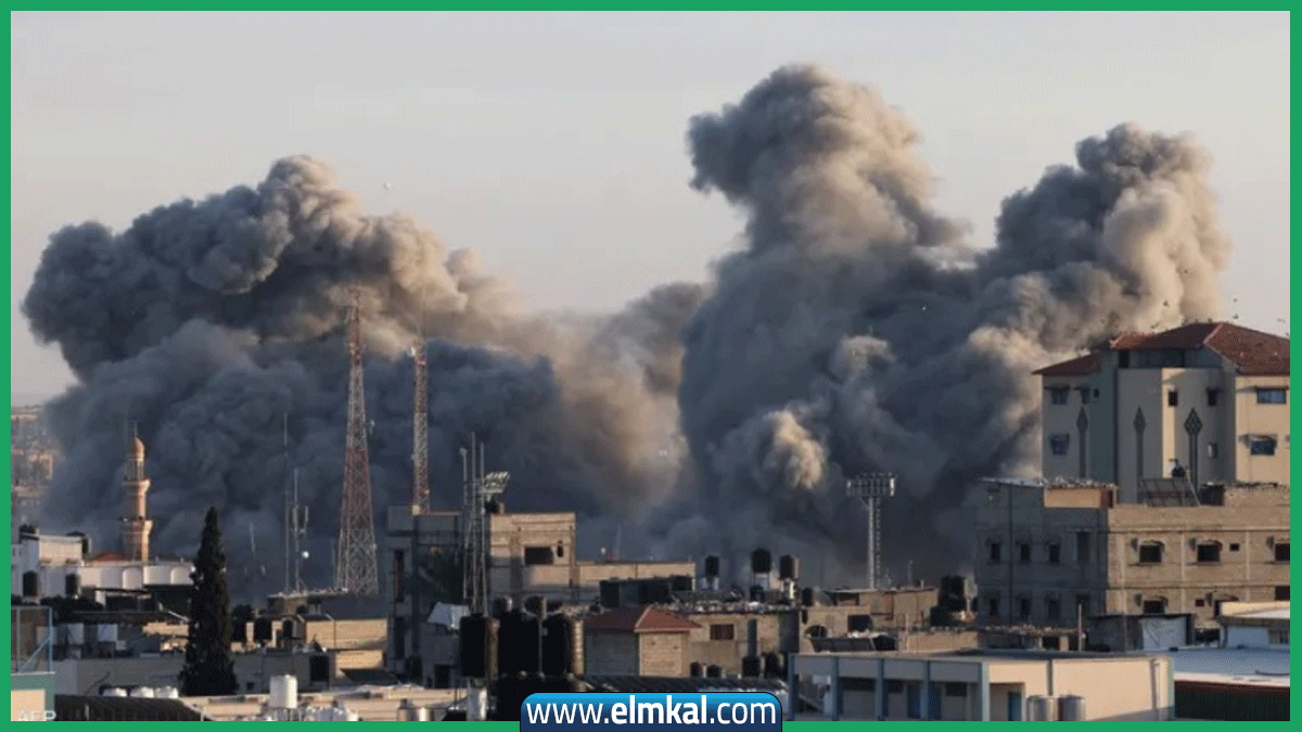 في ذكرى بداية الحرب.. إسرائيل تشن غارات على غزة وسط بدء محادثات السلام 5 إسرائيل تشن غارات على غزة