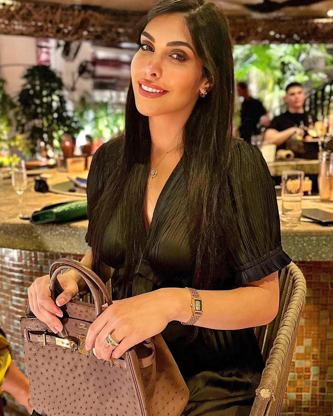 من هي ياسمين نعمو؟ معلومات تكشف لأول مرة عنها 4 ياسمين نعمو