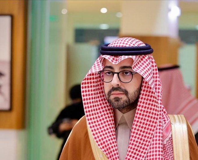 من هو  الأمير سلمان بن عبدالله الرئيس التنفيذي لنادي سباقات الخيل