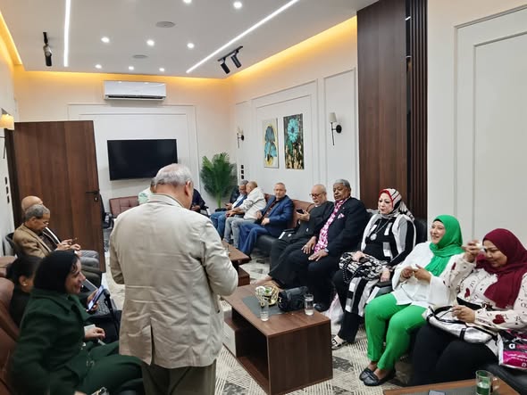 النقابة الفرعية بالشرقية في استضافة مؤسسة الحفناوي للتنمية 17 نادي الادب في الشرقية 1