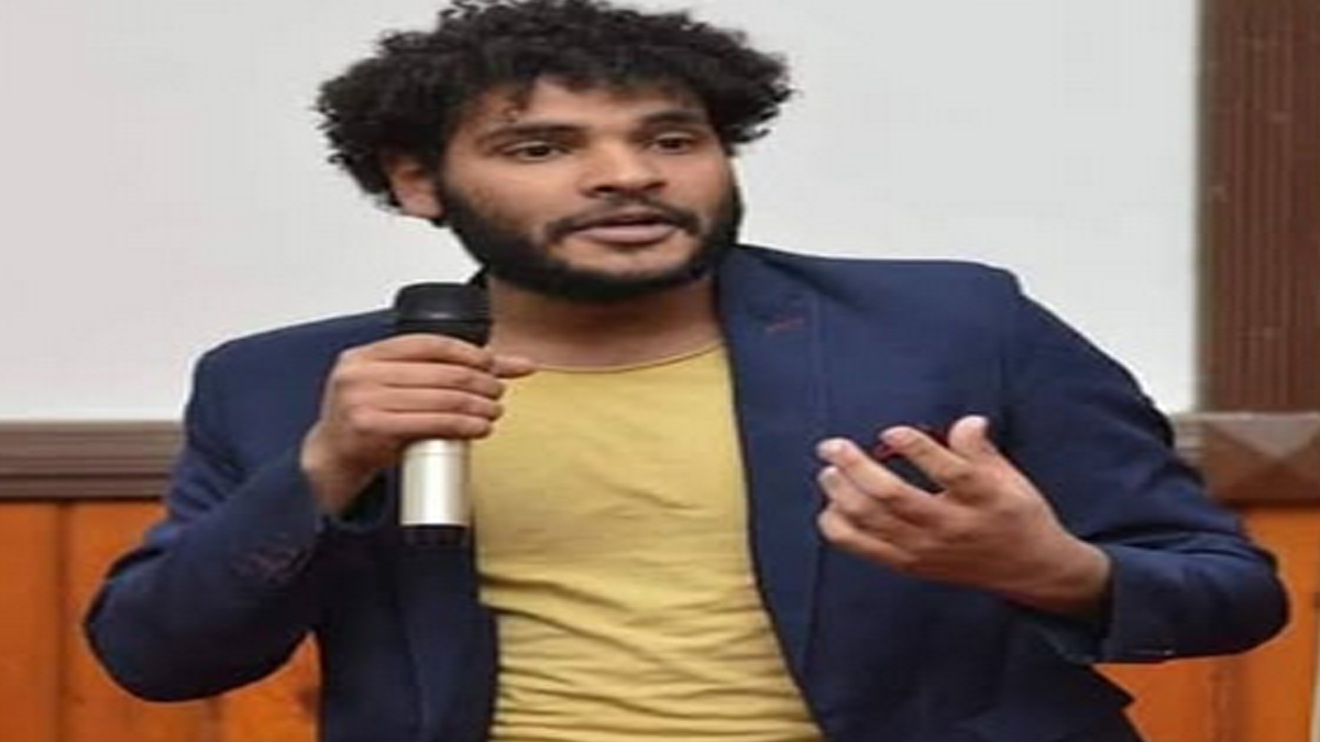 (المؤامرات العادية).. شعر بالعامية المصرية .. للشاعر: عمر هلال 1 شعر بالعامية المصرية