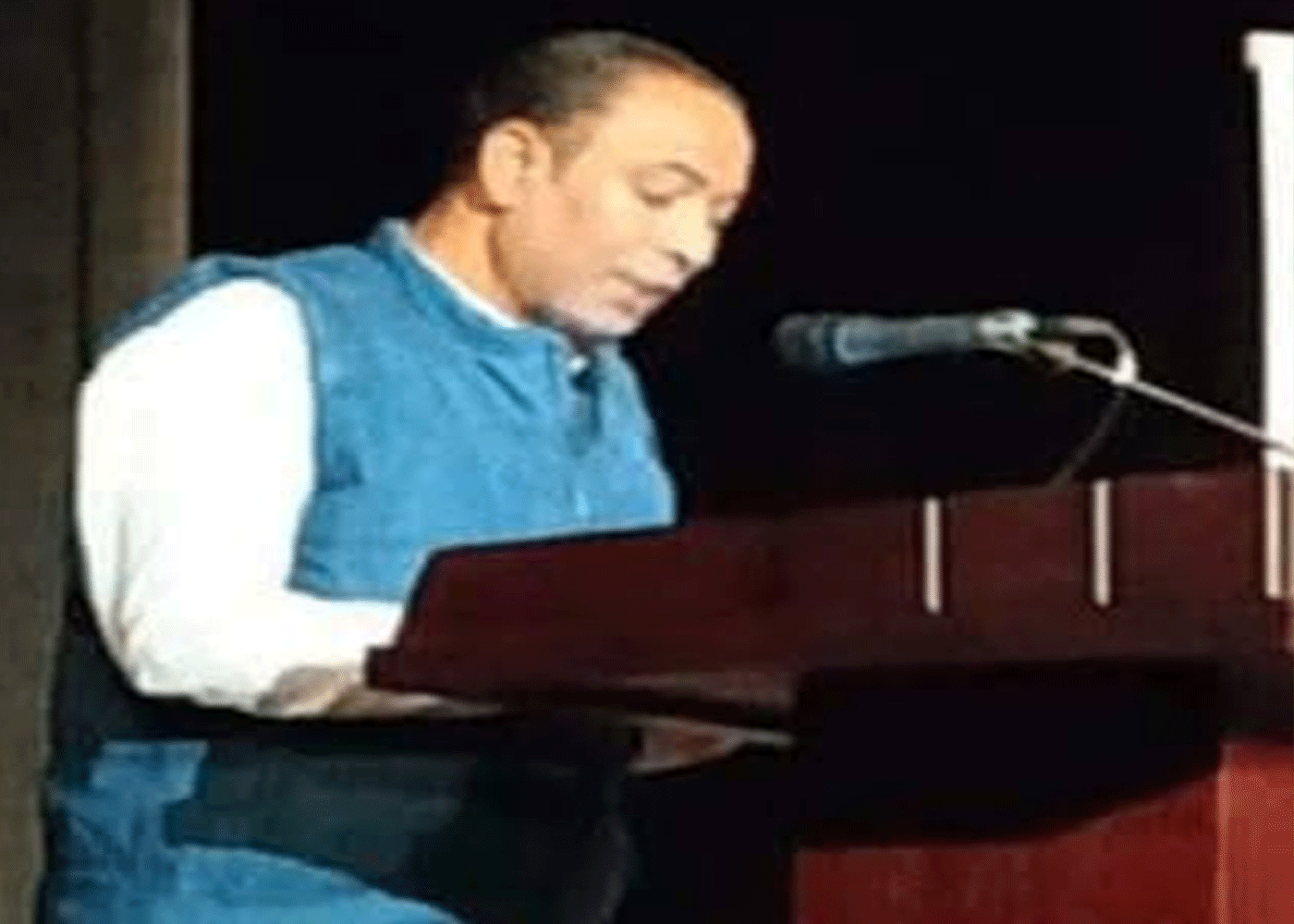 بتول .. قصيدة بالعامية المصرية للشاعر: ناصر محمود
