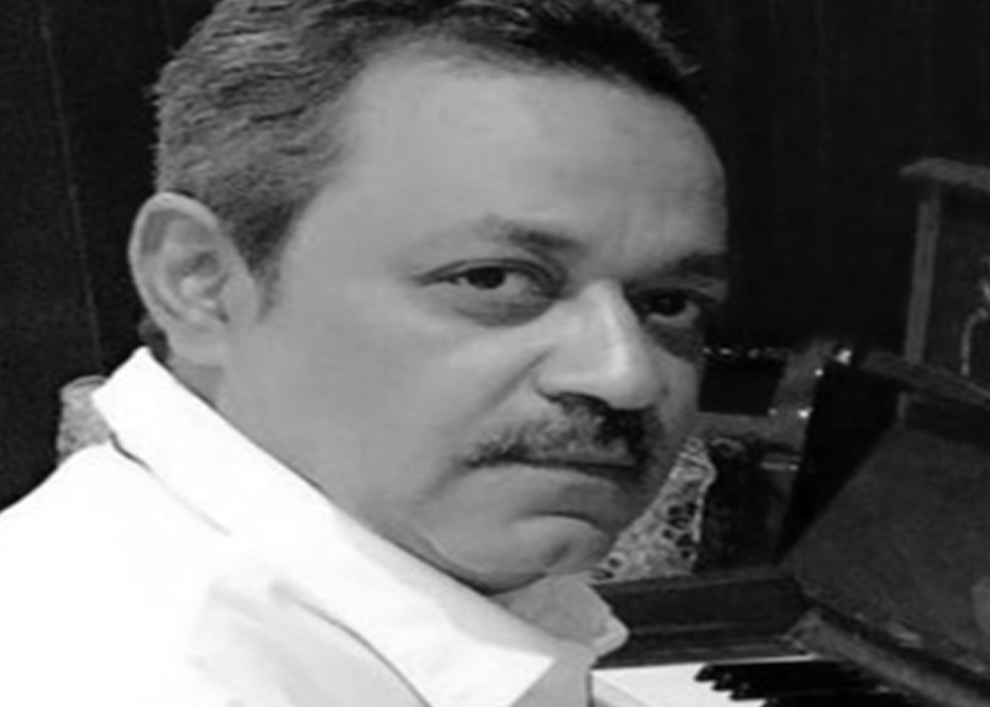 تفاصيل وفاة الفنان الكويتي خالد سلطان